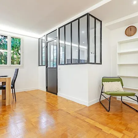 Apartment Sejour Accueillant 3 Dans Le 20eme Paris
